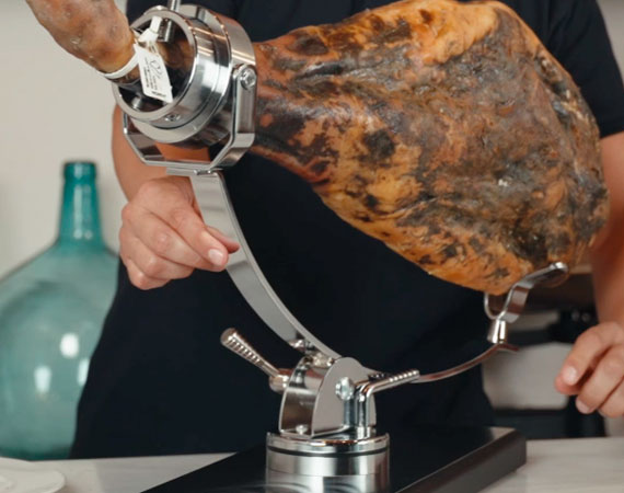 Jamoneros Córdoba Plus: La fusión perfecta de calidad, diseño e innovación para el corte de jamón